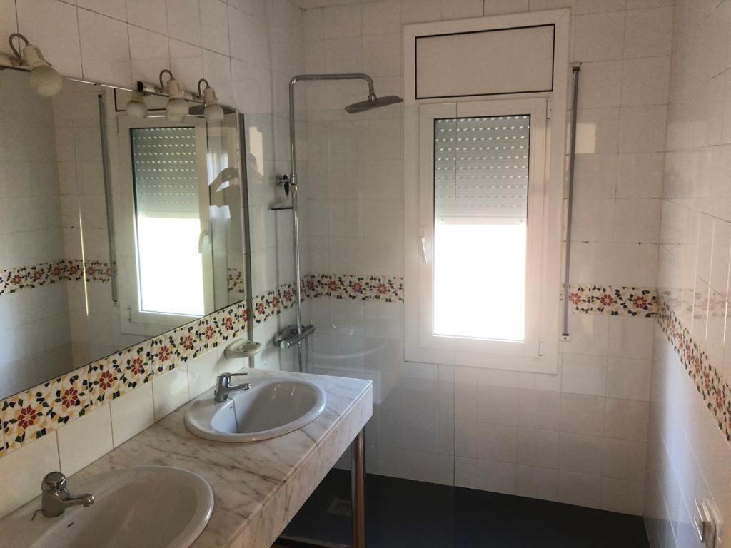 Casa Veuras Girona - Montilivi Villa ภายนอก รูปภาพ