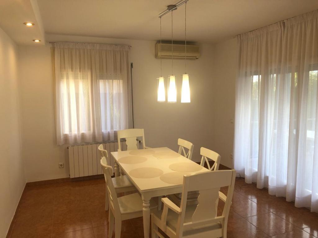 Casa Veuras Girona - Montilivi Villa ภายนอก รูปภาพ